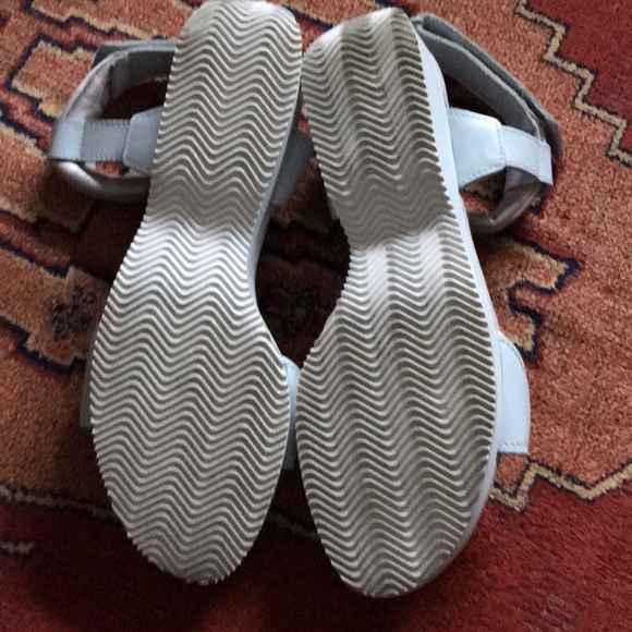 Adidas Foam Platform Sandals - Picture 5 of 5